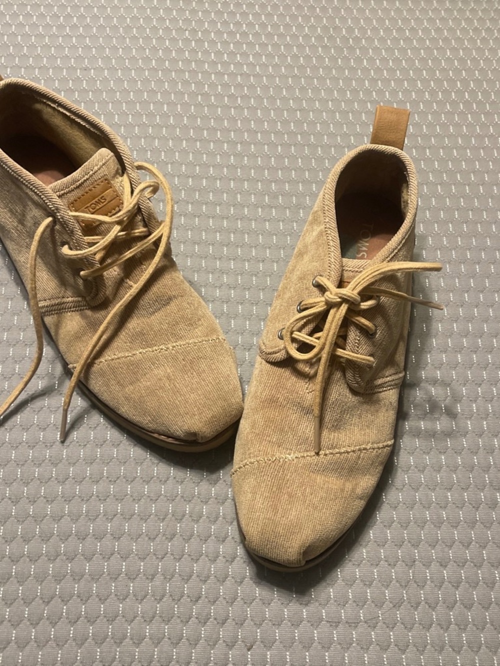 Shoes - Picture 6 of 6